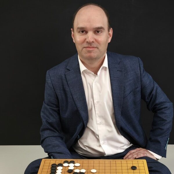 Alexander Dinerstein, Aji Go Magic course